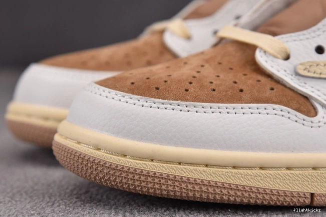 Scott 1 SP Travis Low DM7866-106 AJ OG x 0825